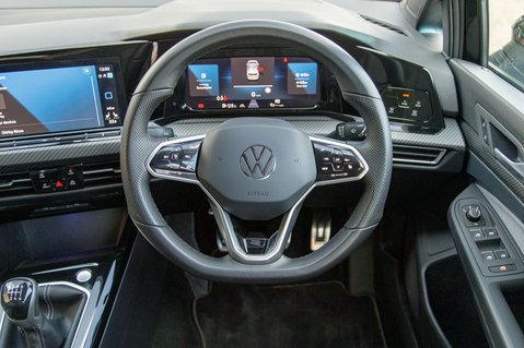 Volkswagen Golf R-LINE TSI 14