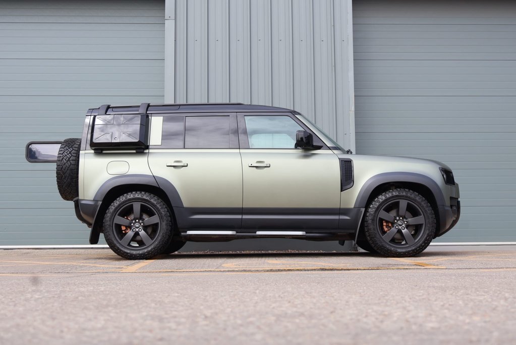 Land Rover Defender 110 P300 SE STYLED BY SEEKER FACTORY MATT FINISH HUGER SPEC  35