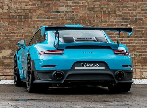 Porsche 911 (991) GT2 RS 3