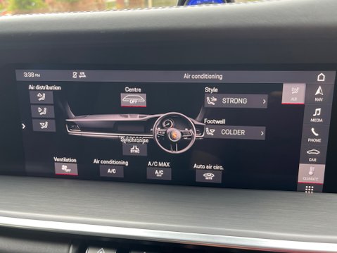 Porsche 911 CARRERA 4S PDK 30