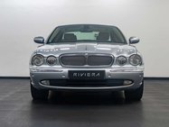 Jaguar XJ 3.0 XJ6 V6 Sovereign Auto 4dr 3