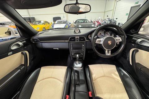 Porsche 911 997.2 TURBO S PDK 16