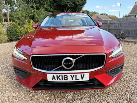 Volvo V60 2.0 D4 Momentum Pro Auto Euro 6 (s/s) 5dr 6