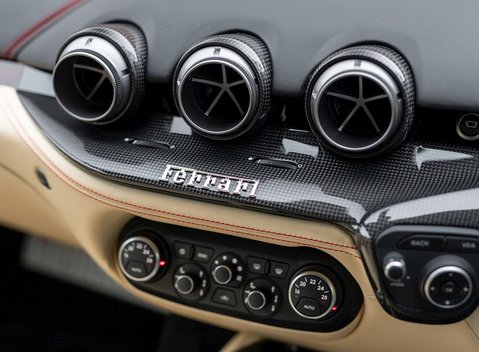 Ferrari F12 Berlinetta 16