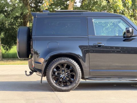 Land Rover Defender 3.0 Defender XS Edition D MHEV Auto 4WD 3dr 36