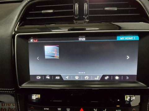 Jaguar F-Pace 3.0 D300 V6 S Auto AWD Euro 6 (s/s) 5dr 24