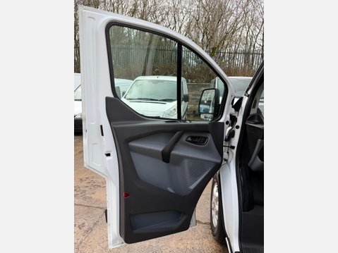 Ford Transit Custom 2.0 TDCi 250 Panel Van 5dr Diesel Manual L1 H1 (163 g/km, 104 bhp) 36