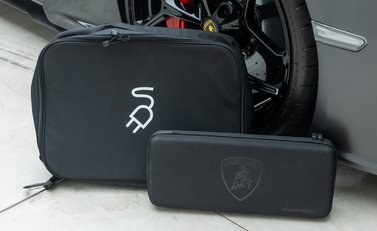 Lamborghini Revuelto 44