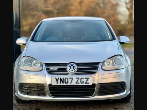 Volkswagen Golf 3.2 V6 R32 DSG 4Motion 5dr 30