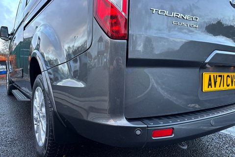 Ford Tourneo Custom 320 130 ps Titanium L2 9 Seater - Automatic 23