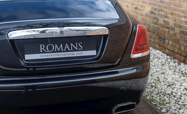 Rolls-Royce Wraith Series II 25