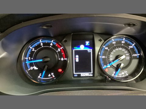 Toyota Hilux Invincible X | Auto | 2.8 LT | Double Cab | Sensors | EURO 6 | NO VAT 10