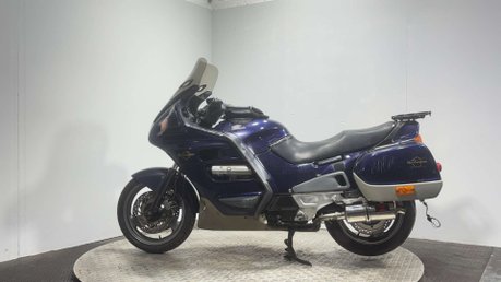 Honda ST 1999 RUNNING PROJECT BIKE SPARES OR REPAIR 58K TOURER 4