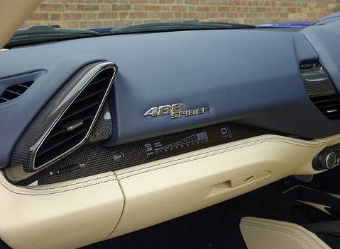 Ferrari 488 Spider 29