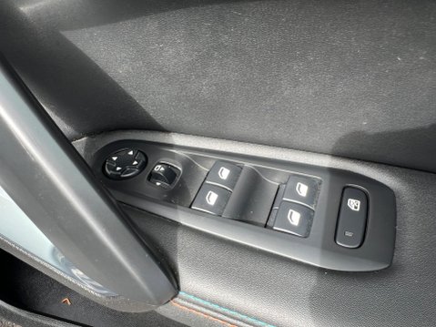 Peugeot 308 1.2 PureTech Tech Edition EAT Euro 6 (s/s) 5dr 38
