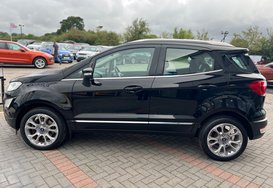 Ford Ecosport TITANIUM 10