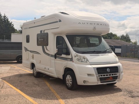 Auto-Trail Tracker EKS 35 MULTIJET 2