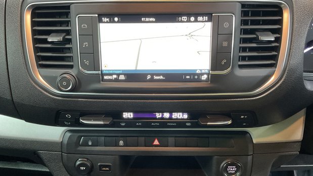 Vauxhall Vivaro Crew Cab AUTO SWB L1H1 Low Roof 310 Air Con Alloys Sensors Cam EURO 6 11