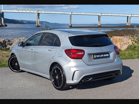 Mercedes-Benz A Class 2.1 A200d AMG Line (Premium) 7G-DCT Euro 6 (s/s) 5dr 7