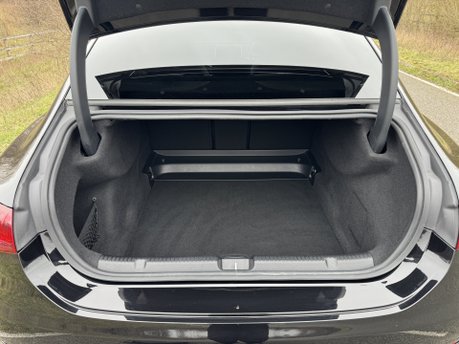 Mercedes-Benz EQE EQE 300 AMG Line Premium Auto Electric 89KWH PAN ROOF/MEMORY SEATS/SAT NAV 32