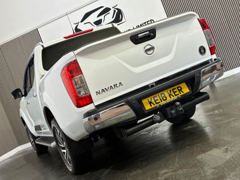 Nissan Navara 2.3 dCi Tekna 4WD Euro 6 (s/s) 4dr 45