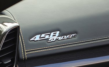 Ferrari 458 Spider 7
