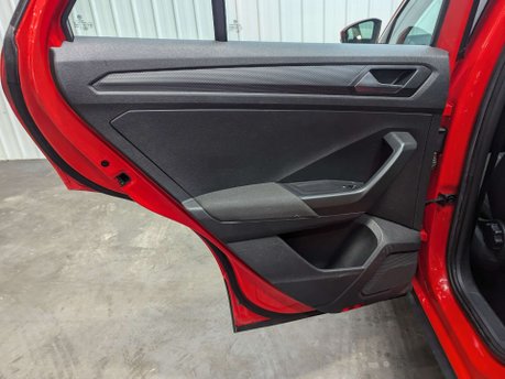 Volkswagen T-Roc 1.0 T-Roc SE TSi 5dr 69