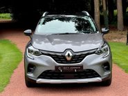 Renault Captur TECHNO E-TECH 2