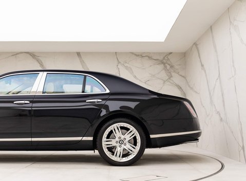 Bentley Mulsanne V8 27