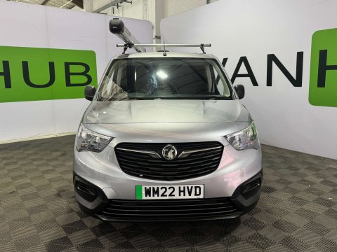 Vauxhall Combo Combo-e 2300 Dynamic SWB 5
