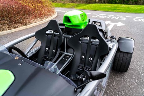 Ariel Atom 4. 320 BHP. 6-SPEED MANUAL. ÖHLINS DAMPERS. 9