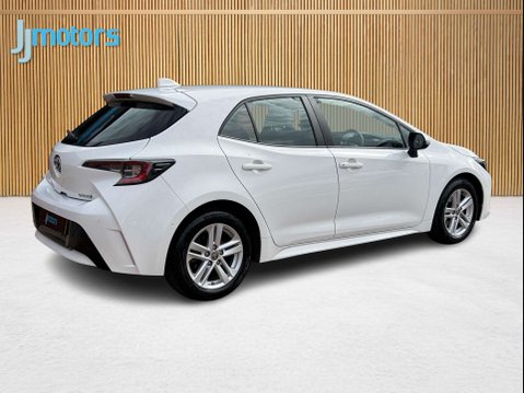 Toyota Corolla 1.8 VVT-h GPF Icon Tech Hatchback 5dr Petrol Hybrid CVT Euro 6 (s/s) (122 p 10