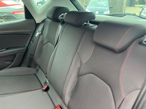 SEAT Leon 1.4 EcoTSI FR Technology DSG Euro 6 (s/s) 5dr 32
