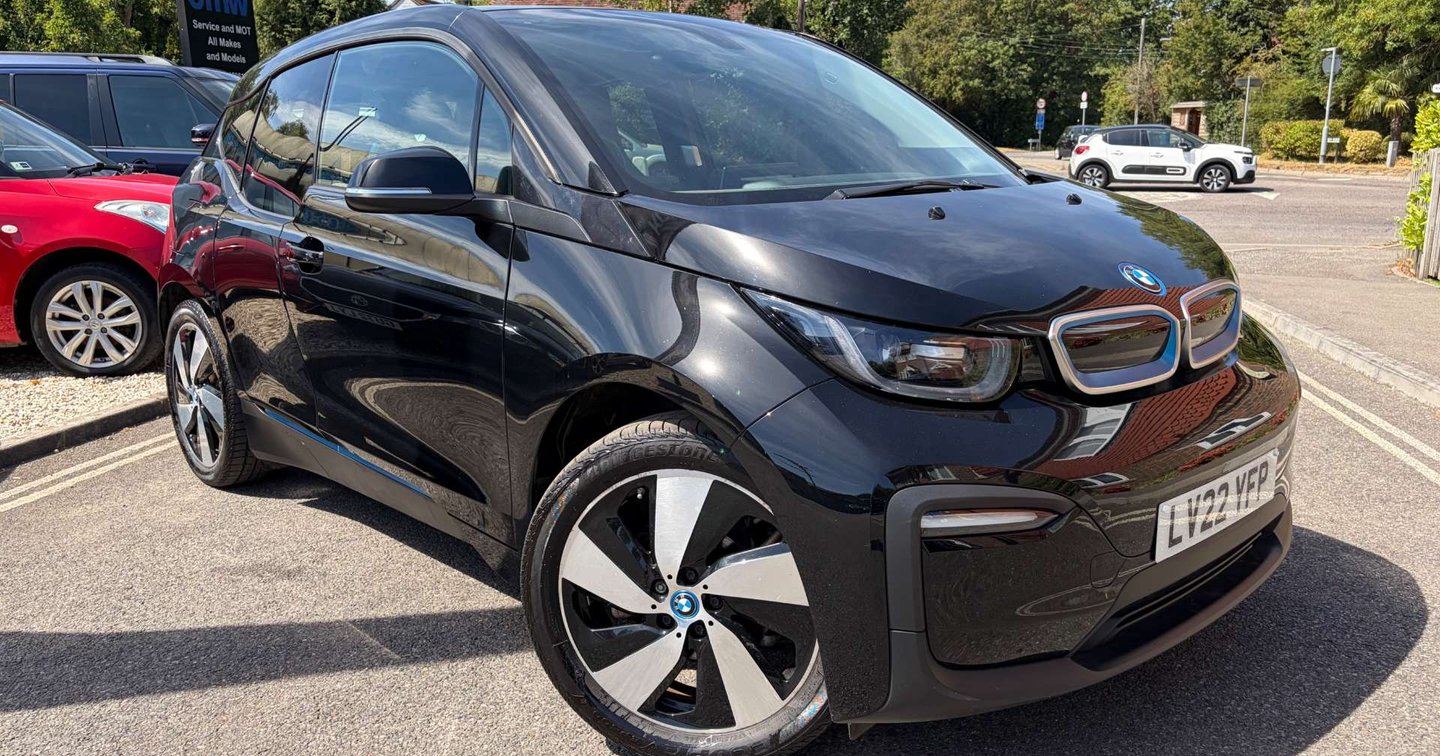 2022 BMW I3