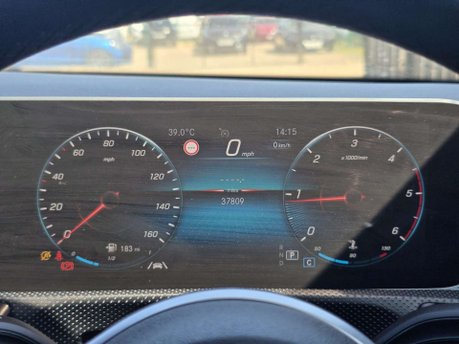 Mercedes-Benz A Class 1.5 A180d Sport (Premium) Hatchback 5dr Diesel 7G-DCT Euro 6 (s/s) (116 ps) 32
