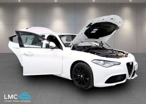 Alfa Romeo Giulia 2.0 Giulia Sprint TB Auto 4dr 55