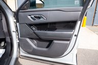 Land Rover Range Rover Velar 3.0 Range Rover Velar R-Dynamic S D300 Auto 4WD 5dr 44