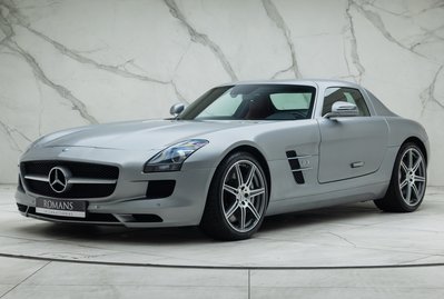 Mercedes-Benz SLS AMG