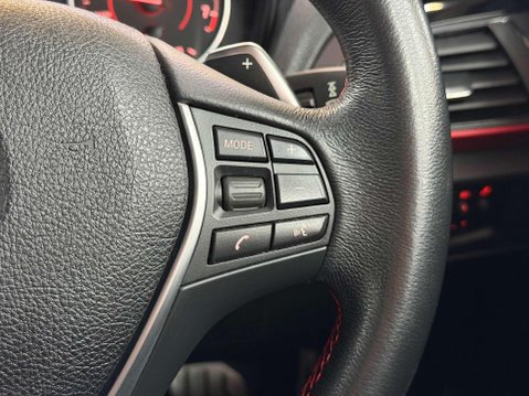 BMW 2 Series 2.0 220i Sport Coupe 2dr Petrol Auto Euro 6 (s/s) (184 ps) 32