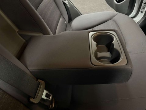 Hyundai IONIQ 1.6 IONIQ Premium FHEV Semi-Auto 5dr 35