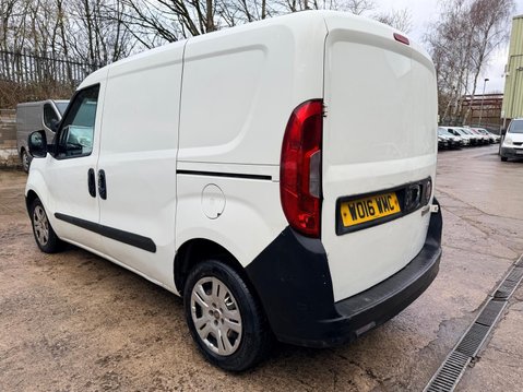 Fiat Doblo 1.3 JTD MultiJetII 16v Panel Van 4dr Diesel Manual L1 H1 (133 g/km, 90 bhp) 14