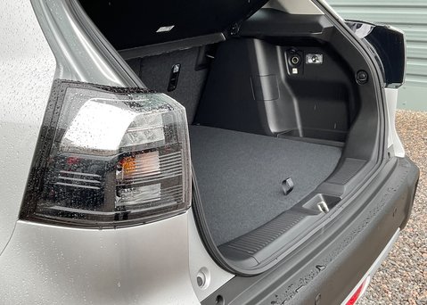 Suzuki SX4 S-Cross Ultra 15