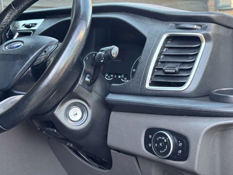Ford Transit Custom 2.0 Transit Custom 280 Limited EcoBlue 5dr 42