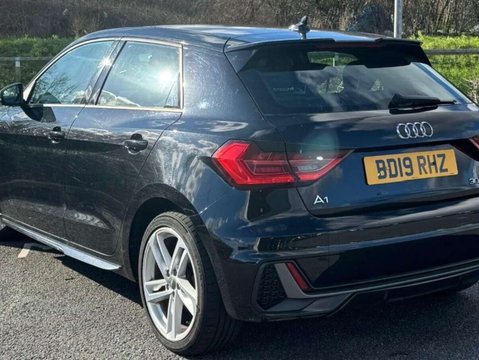 Audi A1 1.0 A1 Sportback 30 TFSI S Line Semi-Auto 5dr 2