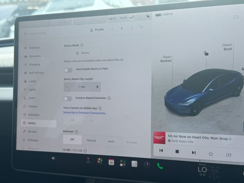 Tesla Model 3 (Dual Motor) Long Range Saloon 4dr Electric Auto 4WDE (306 ps) 19
