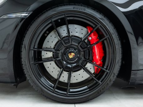 Porsche 911 Carrera GTS (992) 