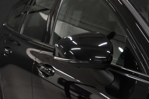 Volvo V60 2.0 V60 + B4 MHEV Auto 5dr 40