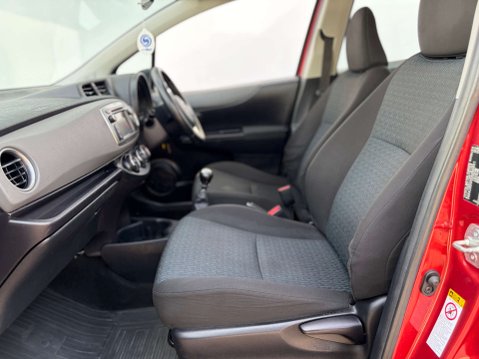 Toyota Yaris 1.3 Yaris TR VVT-i 5dr 53