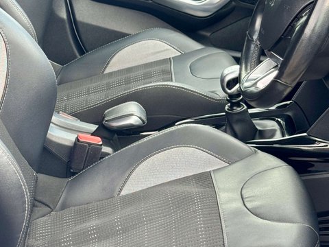 Peugeot 2008 1.6 2008 Allure Blue HDi S/S 5dr 46