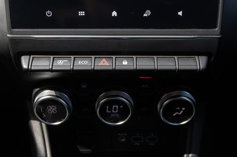 Renault Captur EVOLUTION TCE MHEV 33